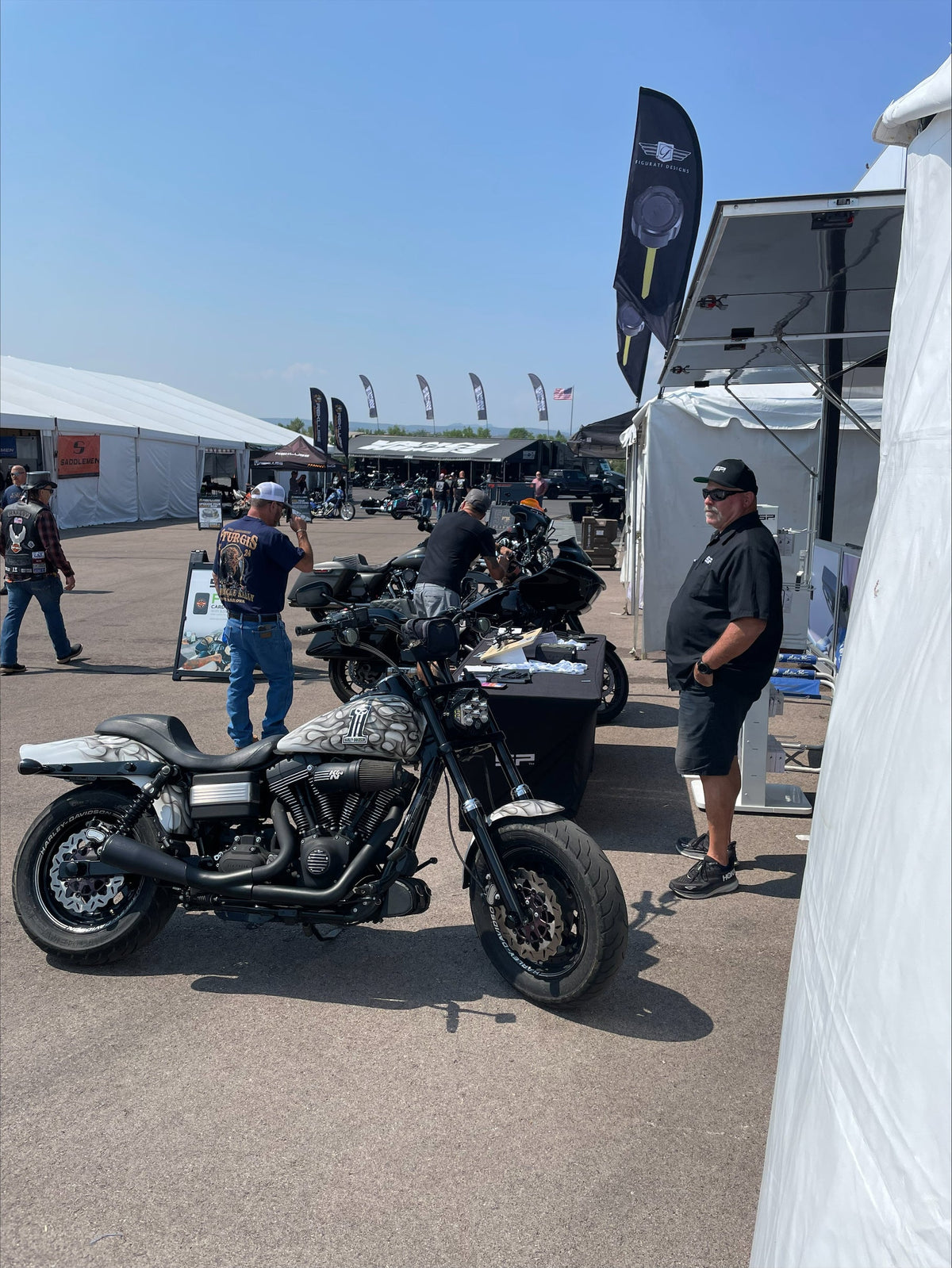 Translation missing: de.SP Connect in Sturgis am Start!